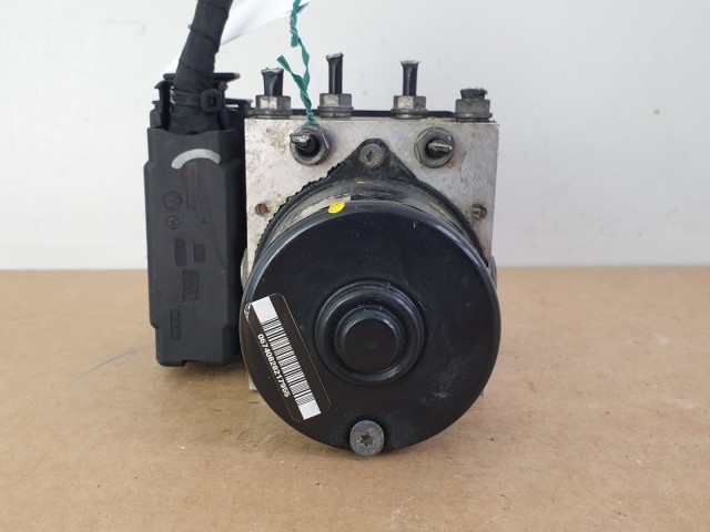 511565 VW Golf 5, 2005, ABS Kocka, 1K0614517M.