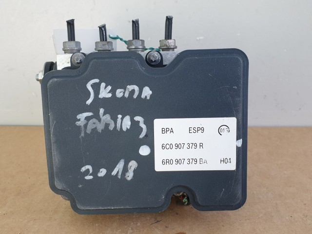 511592 Skoda Fabia 3, 2018, ABS Kocka, 6C0614517R. 0265956084.