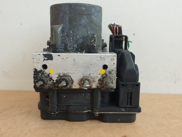 511610 Toyota Corolla Verso, 2007, ABS Kocka, 44540-0F020.