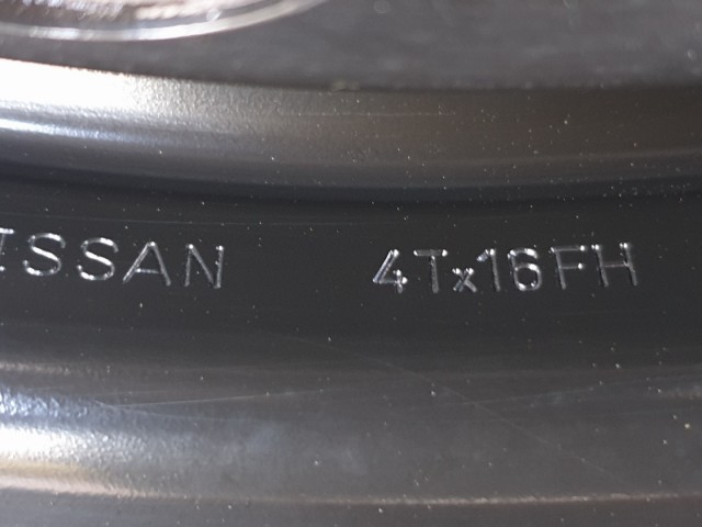 511694 Nissan Qashqai, 2008,  Mankókerék, %X114,3X16. Agy: 66,1.