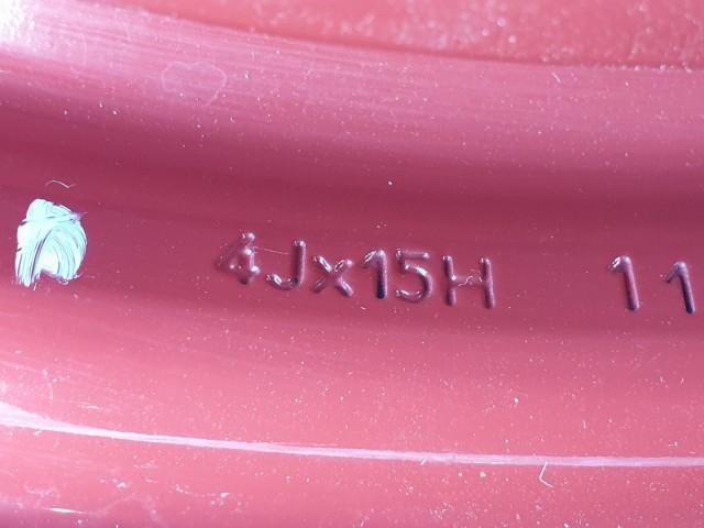 511882 Suzuki Swift 2007, Mankókerék, 4X100X15, Agy 57.
