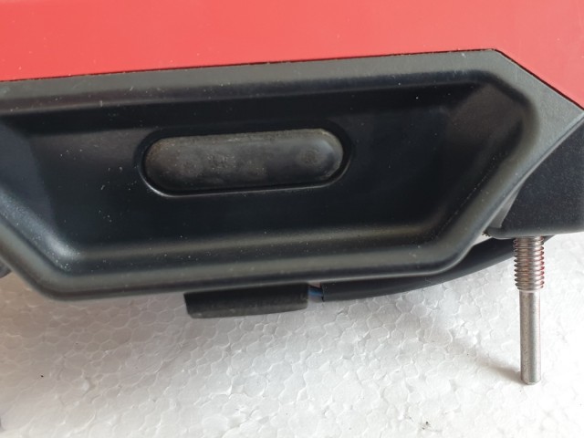 511703 Suzuki SX4, 2007 Csomagtérajtó Kilincs Mikrokapcsolóval. 83941-80J00.