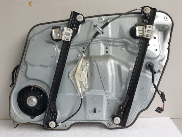 511715 Mercedes R. 2007, Bal Első Ablakemelő Szerkezet Kompletten.
