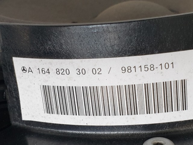 511715 Mercedes R. 2007, Bal Első Ablakemelő Szerkezet Kompletten.