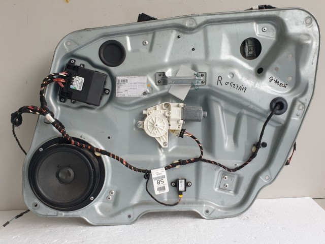 511716 Mercedes R. 2007, Jobb Első Ablakemelő Szerkezet Kompletten.