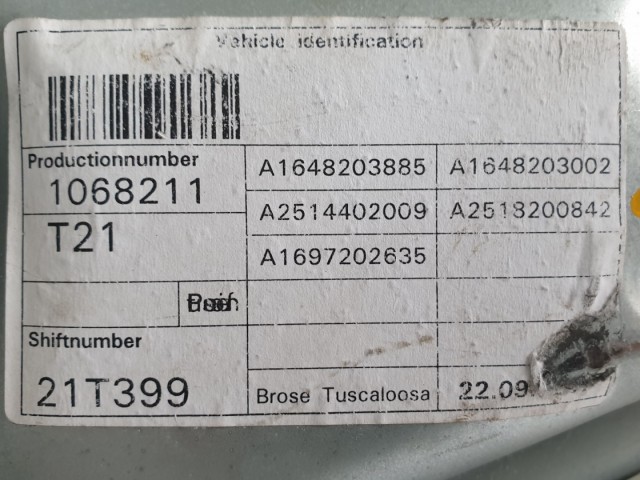 511716 Mercedes R. 2007, Jobb Első Ablakemelő Szerkezet Kompletten.