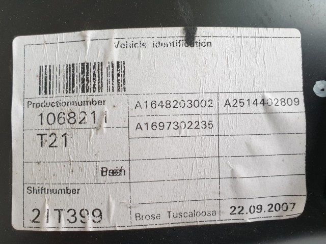 511717 Mercedes R. 2007, Jobb Hátsó Ablakemelő Szerkezet Kompletten.