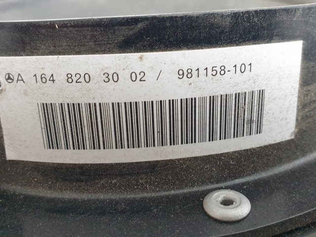 511718 Mercedes R. 2007, Bal Hátsó Ablakemelő Szerkezet Kompletten.