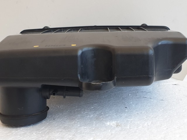 511750 Fiat Punto Evo 2012, Légszűrőház. 51773400.
