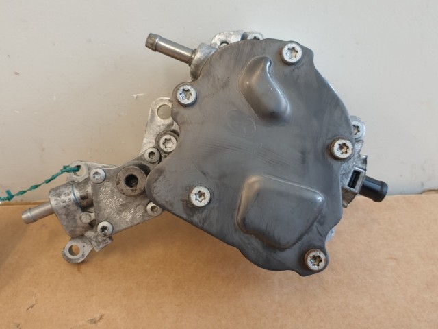 511929 Audi A4, A6, A3, Luk 038 145 209 N, Vákumpumpa, Tandempumpa