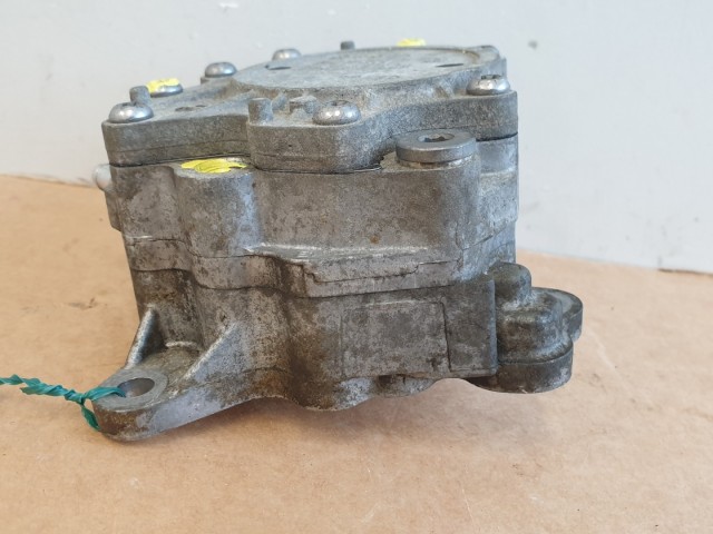 506910 Vw Passat , Bosch 03G 145 209 C, Vákumpumpa, Tandempumpa