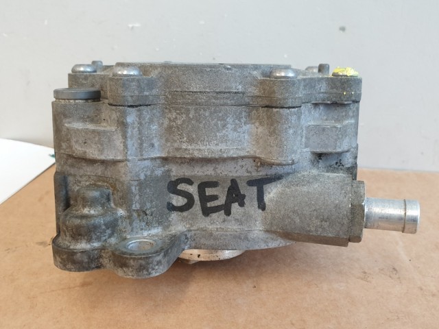506910 Vw Passat , Bosch 03G 145 209 C, Vákumpumpa, Tandempumpa