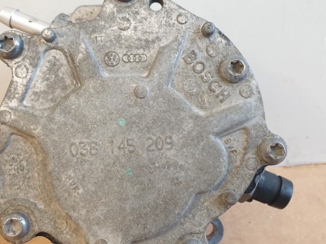 511937 Audi A4, A6 Bosch 038 145 209 M, Vákumpumpa, Tandempumpa