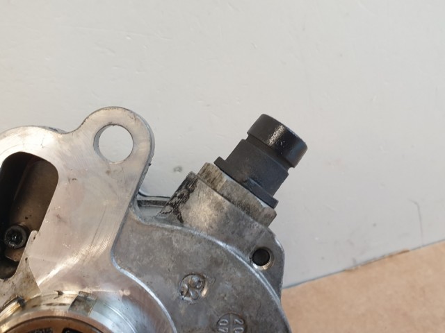 511937 Audi A4, A6 Bosch 038 145 209 M, Vákumpumpa, Tandempumpa