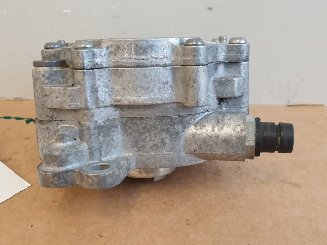 511939 Vw Passat , Bosch 03G 145 209, Vákumpumpa, Tandempumpa