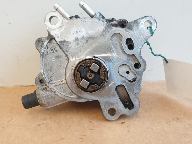 511939 Vw Passat , Bosch 03G 145 209, Vákumpumpa, Tandempumpa