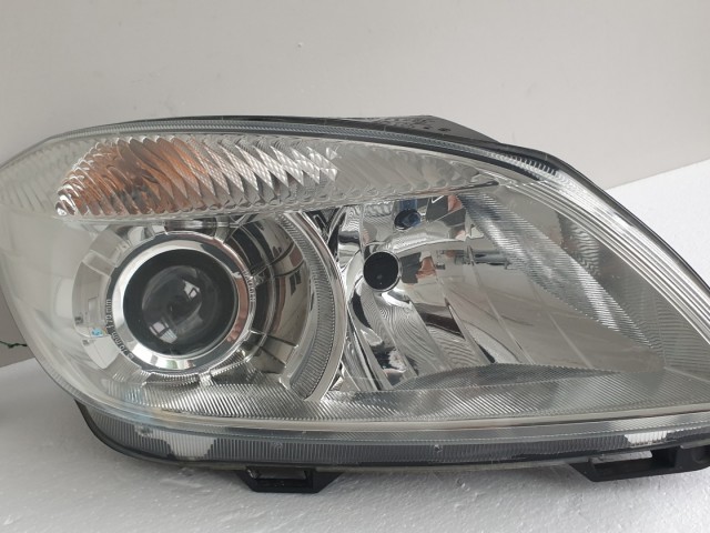 511951 Skoda Fabia 2, 2012, Projektoros Jobb Első Fényszóró Lámpa.