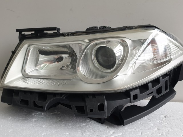 511965 Renault Megane 2, 2007 Bal Fényszóró, Projektoros Lámpa, Első.