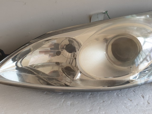 512071 Peugeot 407, Bal Első Projektoros Fényszóró, Lámpa, 0301213601