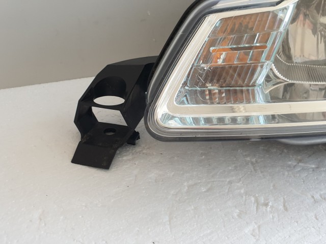 512076 Citroen C3, 2012, Bal Fényszóró, Lámpa, 9673815080.