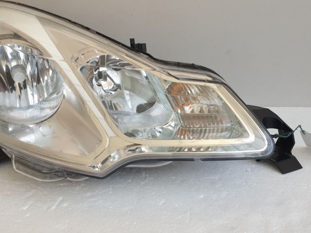 512084 Citroen C3, 2012, Jobb Első Fényszóró, Lámpa, 9673814480.