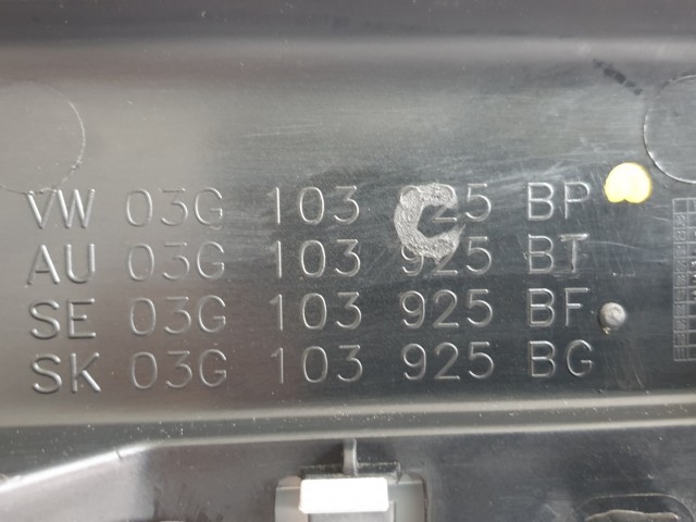 512026 Vw Passat B6, 2007, 2.0 PD, Motor Felső Burkolat. 03G103925.