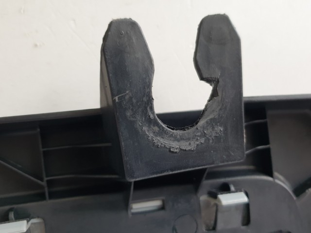 512026 Vw Passat B6, 2007, 2.0 PD, Motor Felső Burkolat. 03G103925.