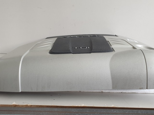 512027 Audi A6, 3.0, V6, 2007, Felső Motor Burkolat, 4L0103925. Diesel.