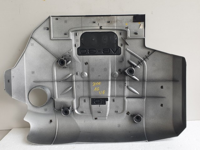 512027 Audi A6, 3.0, V6, 2007, Felső Motor Burkolat, 4L0103925. Diesel.