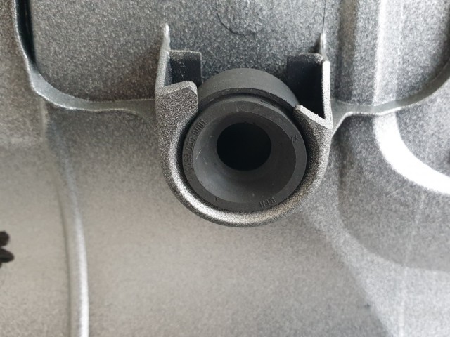 512027 Audi A6, 3.0, V6, 2007, Felső Motor Burkolat, 4L0103925. Diesel.