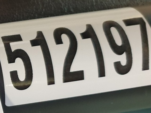 512197 Jeep Patriot 2009, Csomagtér Roló.