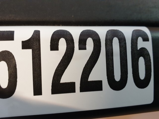 512206 Mazda 5, 2010, Csomagtér Roló,