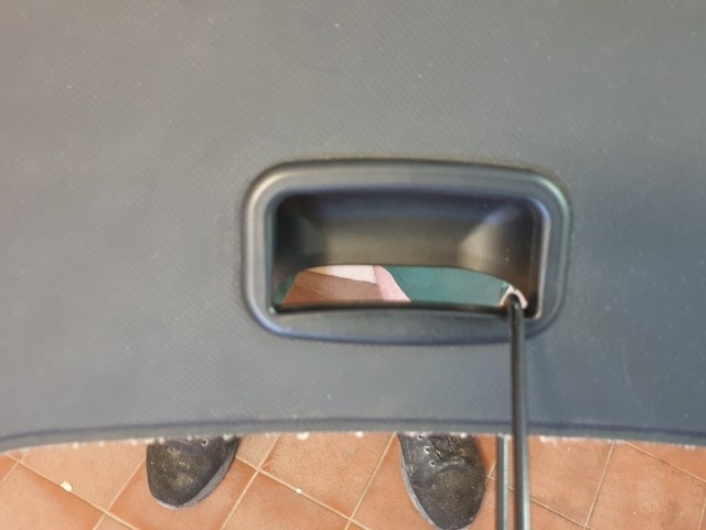 512208 Ford Mondeo Mk4, KOMBI, 2008, Csomagtér Roló.