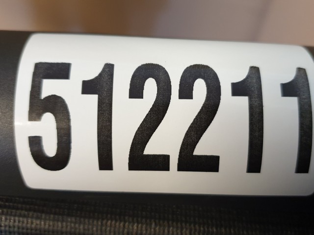 512211 Jeep Cherokee 2007, Csomagtér Roló.