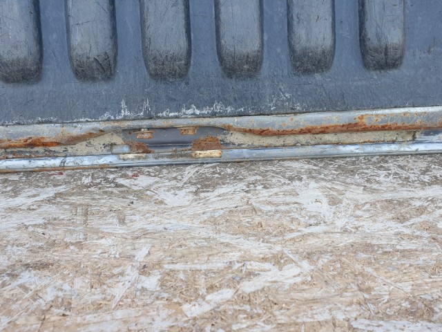 512230 Ford Ranger 2009, Csomgtérajtó, Plató Ajtó. 