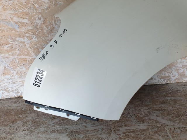 512234 Fiat Doblo 3, 2009, Bal Első Sárvédő.