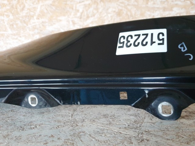 512235 Mercedes C, W204, 2009, Bal Első Sárvédő, A2048810101. 4 Ajtóshoz.