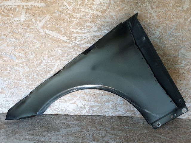 512236 Mercedes C, W204, 2009, Jobb Első Sárvédő, 4 Ajtóshoz.