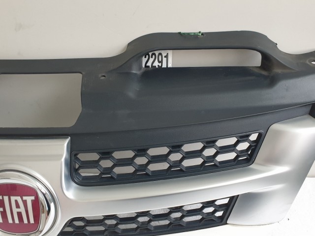 512291 Fiat Freemont 2011, Hűtőrács, Hűtőmaszk, Díszrács, 55000802.