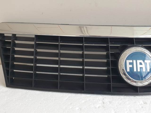512292 Fiat Sedici 2007, Hűtőrács, Díszrács, Hűtőmaszk, 71741-79JA.