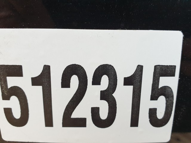 512315 Nissan Juke 2013, Csomagtérajtó, Komletten, Fekete.
