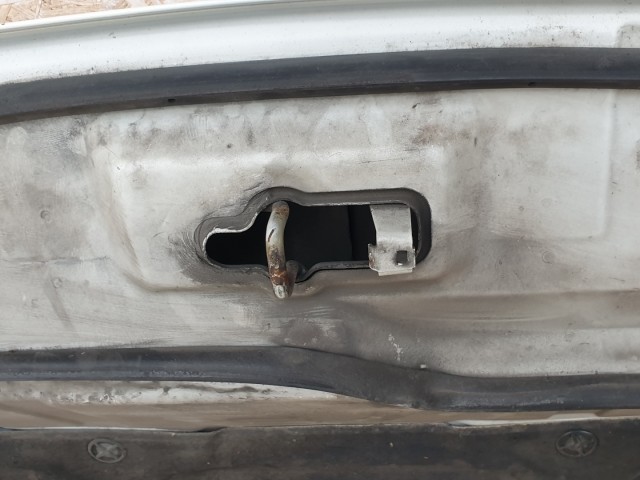 512318 Nissan Qashqai, 2013, Motorháztető.