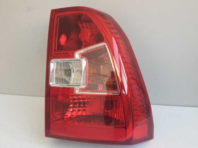 512099 Kia Sportage 2009, Jobb Hátsó Lámpa, 92402-030.