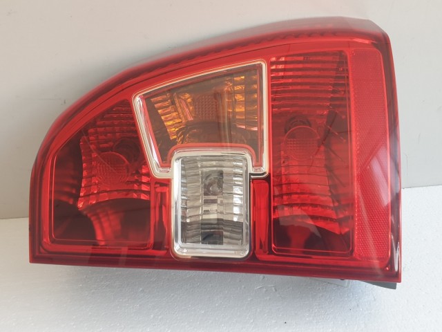 512099 Kia Sportage 2009, Jobb Hátsó Lámpa, 92402-030.