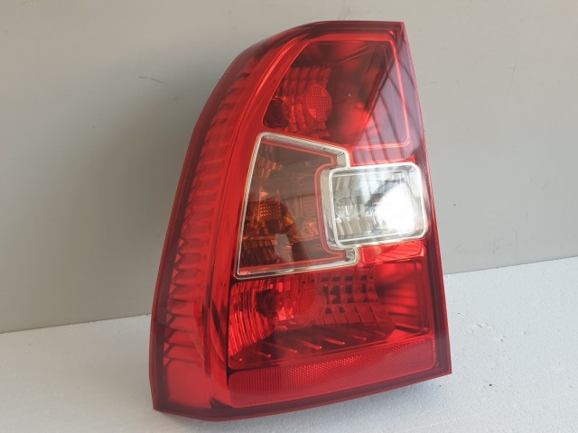 512100 Kia Sportage 2009, Bal Hátsó Lámpa, 92401-030.