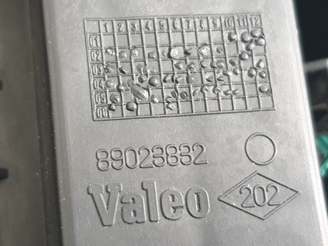 512110 Renault Espace 2008, Jobb Hátsó Lámpa. 8200394724.