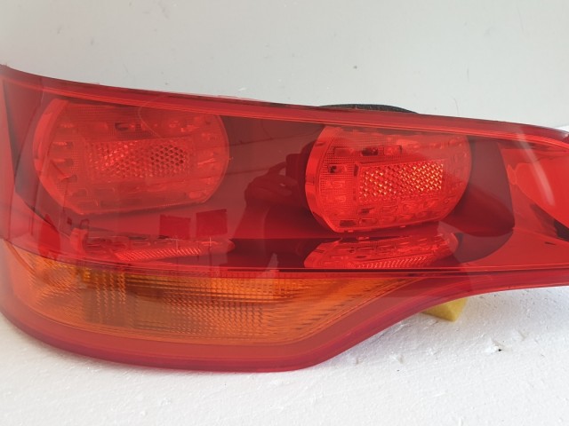 512116 Audi Q7, 2007, Bal Hátsó Lámpa, 4L0945093.