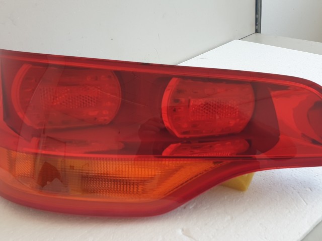 512116 Audi Q7, 2007, Bal Hátsó Lámpa, 4L0945093.