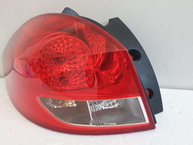 512119 Renault Clio 3, 2012, KOMBI Bal Hátsó Lámpa, 8200586843.