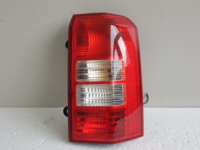 512134 Jeep Patriot 2008, Jobb Hátsó Lámpa, 21276R.